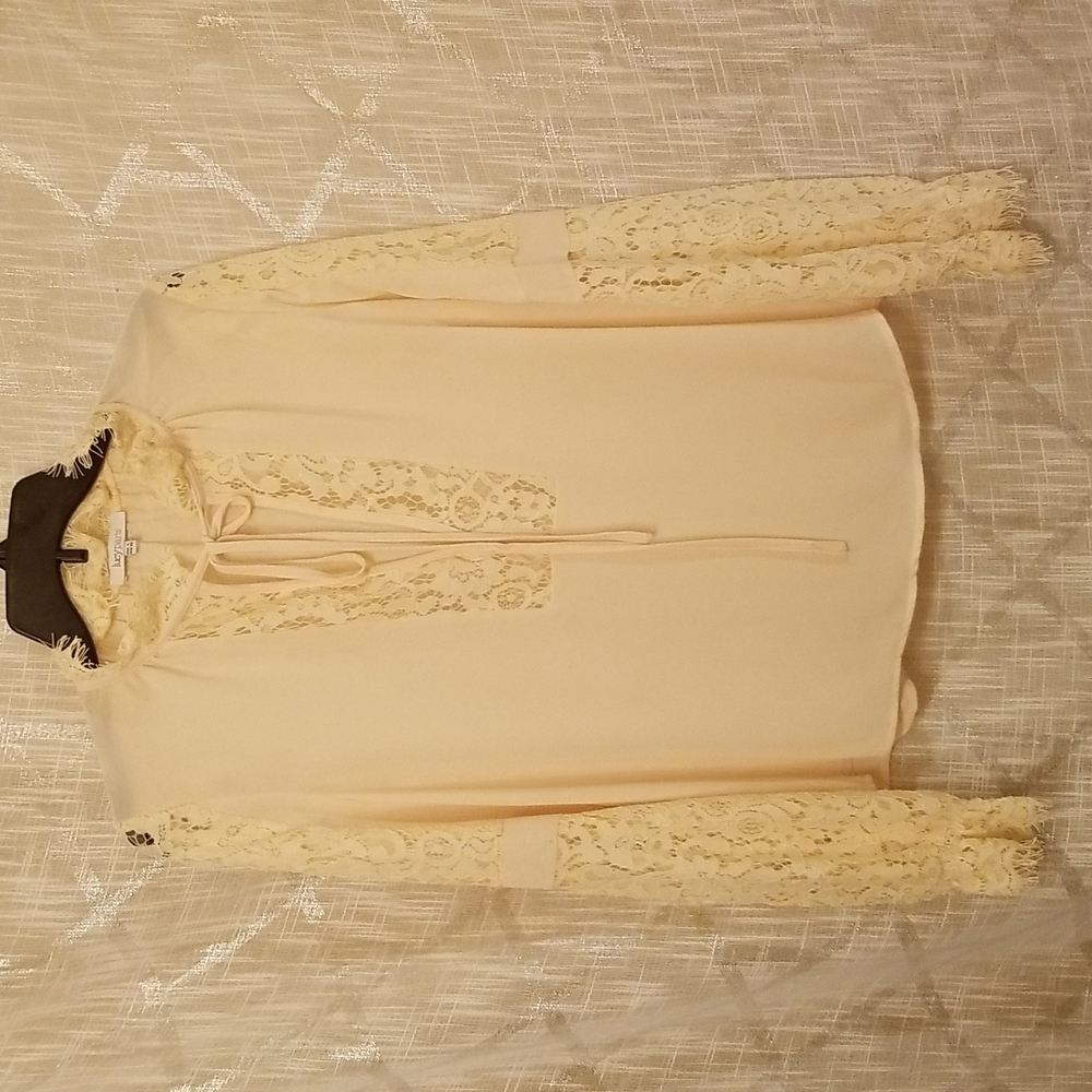 Lucy Paris Top Womens Size Small Cream Lace Long Sleeve Romantic Fairy